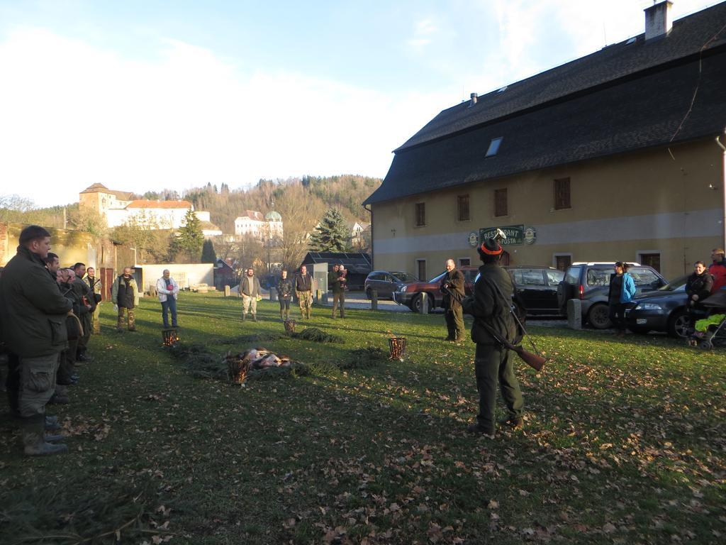 Restaurace a penzion Stará pošta Bečov nad Teplou Exteriér fotografie