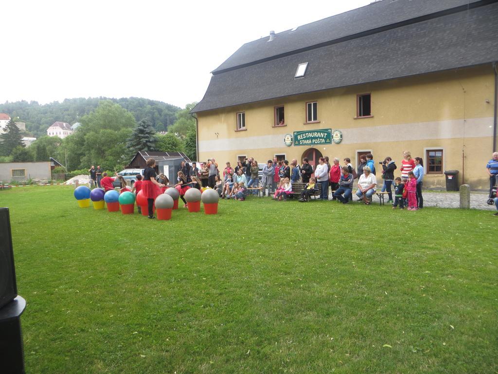 Restaurace a penzion Stará pošta Bečov nad Teplou Exteriér fotografie