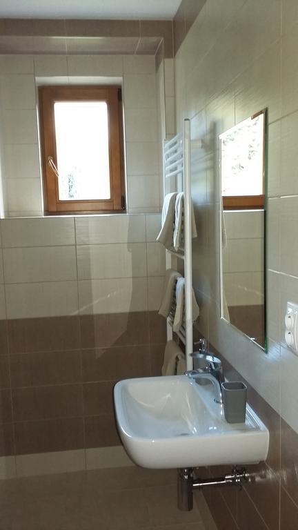 Restaurace a penzion Stará pošta Bečov nad Teplou Exteriér fotografie